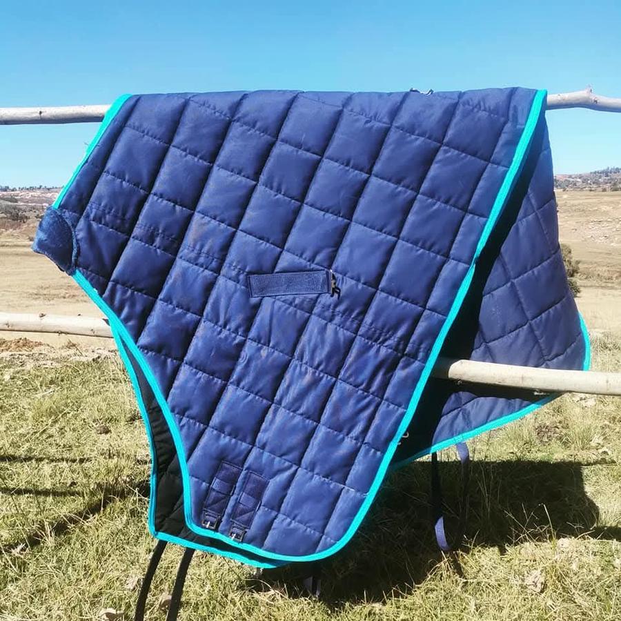 600D canvas with cotton waffle lining handmade by Horsin' About